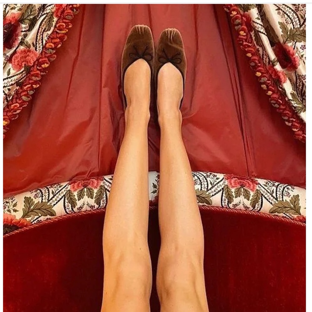 Antonio Melani x Courtney Grow James Velvet Bow Ballet Flats - Picture 4 of 13